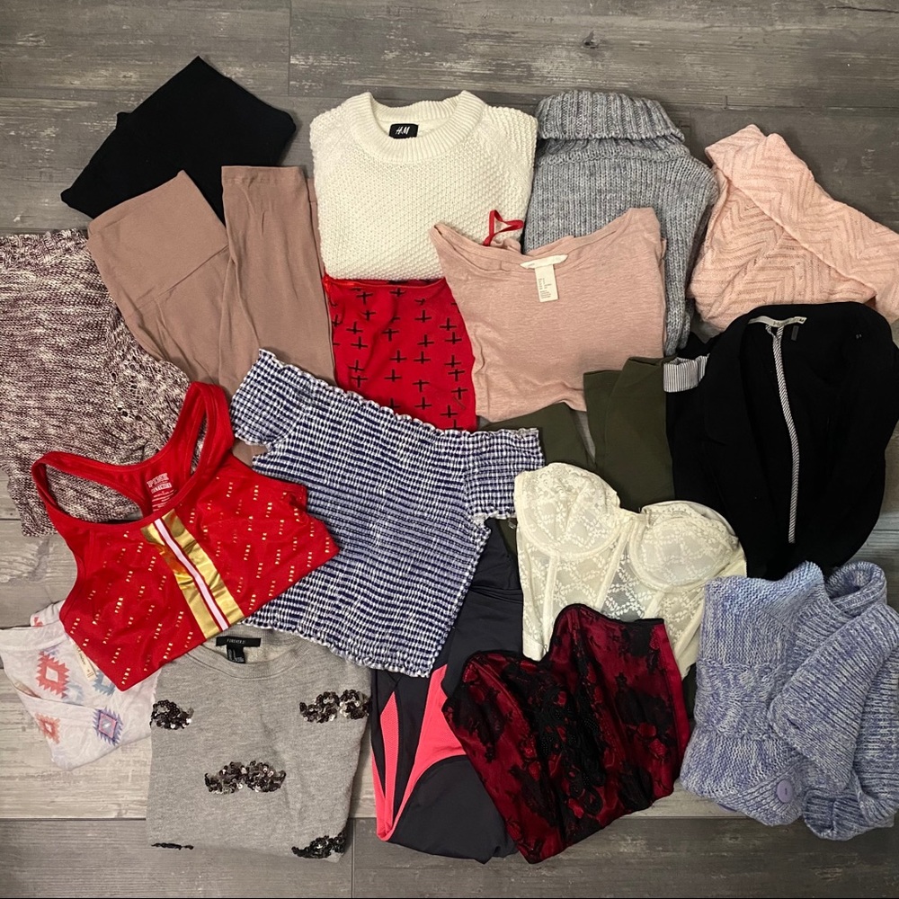 Mystery Box 📦🦋 - Picture 2 of 2